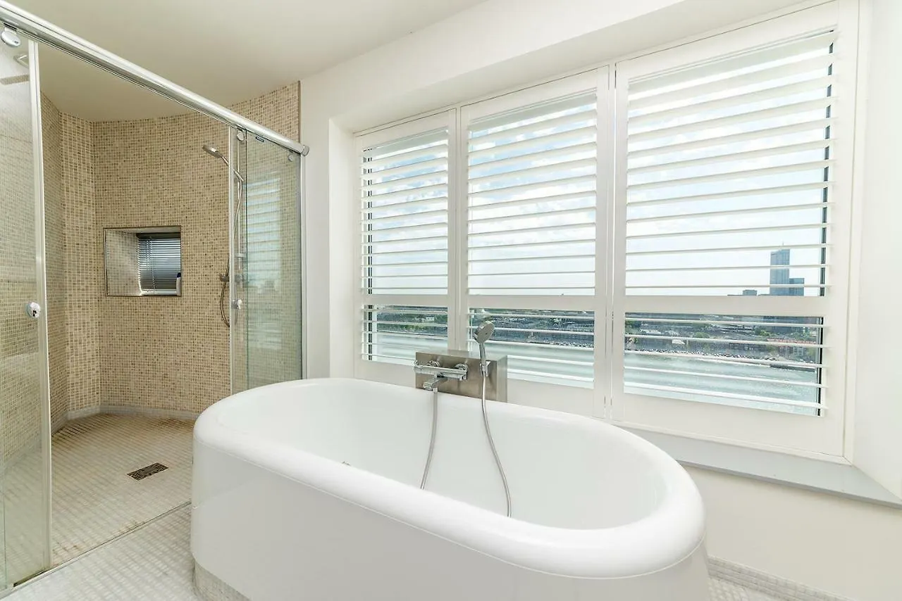 Exclusive Suites Rotterdam 0*,